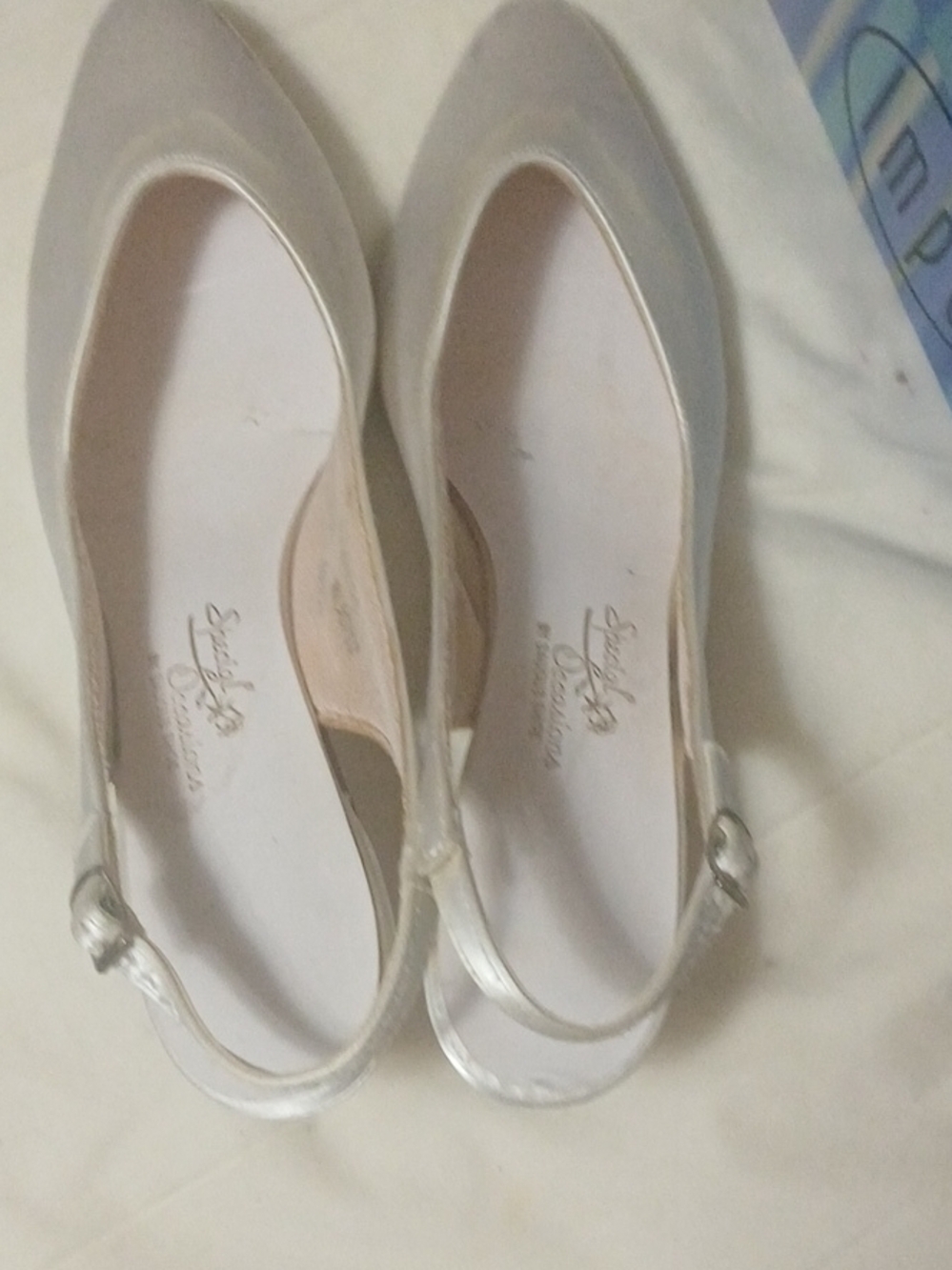 Lovely Silver Women's Slingback Flats